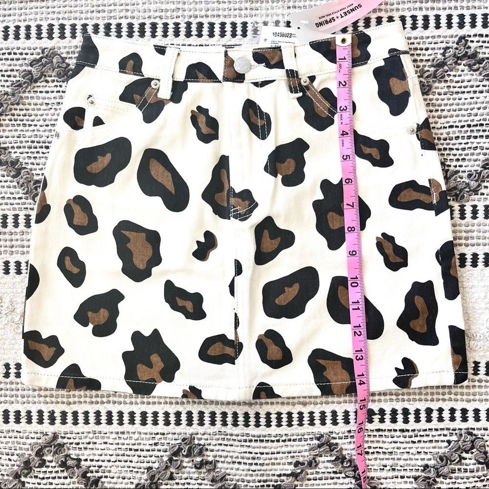 Sunset + Spring White Leopard Print Denim Mini Sk… - image 5